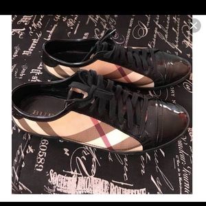 Women’s Burberry shoes